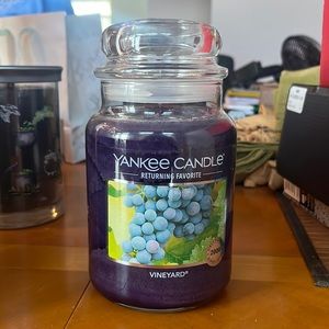 Yankee Candle Original Jar in Vineyard